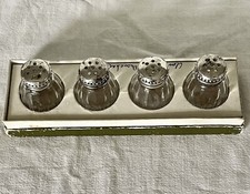 BOITE 4 SALERONS BOUCHONS  EN