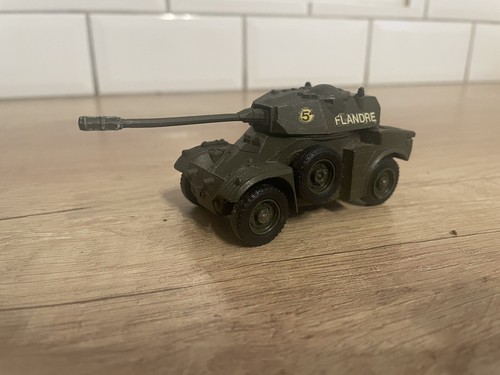Char militaire panhard solido - char,