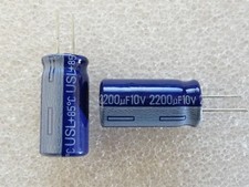 2 condensateurs 2200uF 10V Samsung USL