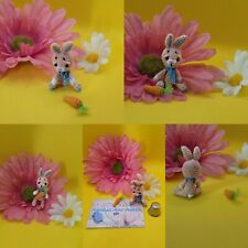  Miniature lapin et carotte au