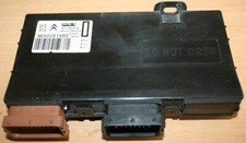 Boitier module gestion commande siège Ref 9650281980 PSA