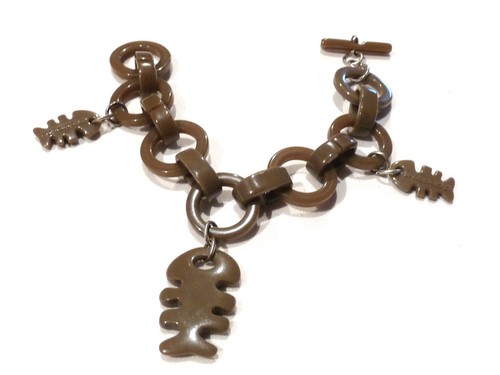 Bijou lucite bracelet