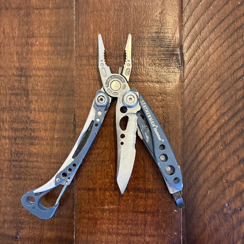 Leatherman skeletool - leatherman,