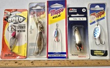 Lot de 5 leurres à truite, pêche au moulinet et au leurre ancien.