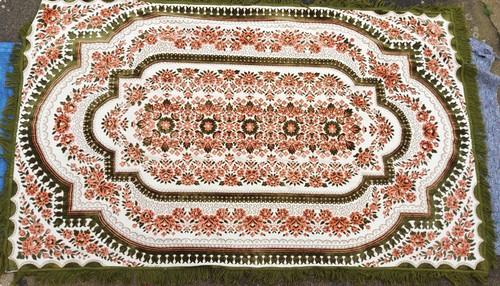 Grand tapis table nappe - tapis, table,