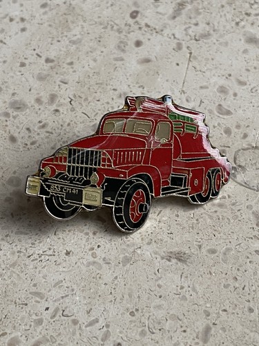 Pin camion pompiers - pin’s,