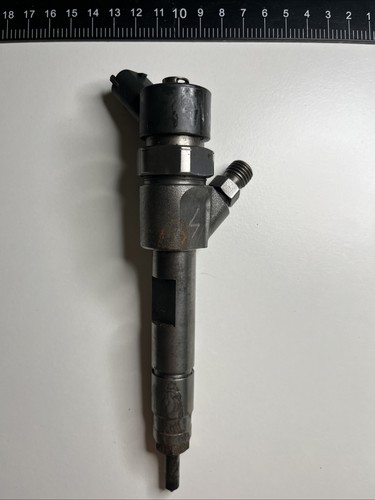 8200100272 injecteur bosch - 8200100272,