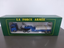 Verem Renault R390 EDF transport de tubes.