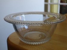 1  ANCIEN BOL OU COUPE RAMEQUIN EN VERRE MOULER PERLES STYLE ART DECO