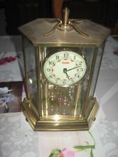 horloge sous cloche Kundo
