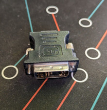 Adaptateur DVI vers VGA - DVI-D Mâle vers SVGA Femelle