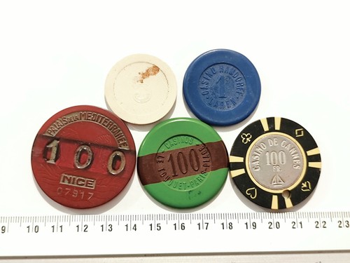 Lot jetons casino ref26058j - 5,