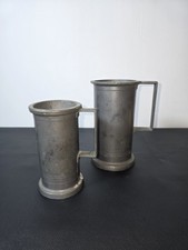 Lot 2 chopes anciennes en étain métal patiné – 16 et 19 cm