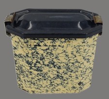 Ancienne gamelle de chantier