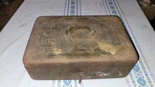 Ancien petit coffre - petit,