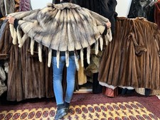 Cape En Fourrure En Vison