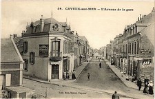 CPA CAYEUX-sur-MER - L'Avenue