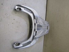 UN PORTE BAGAGE PAQUET SCOOTER