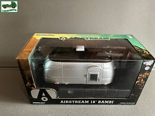Voiture miniature Caravane AirStream 16 Bambi Greenlight 1/24