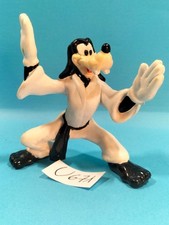 Figurine U671: Dingo karateka