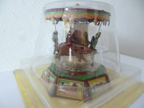 Manege mécanique tole - mécanique, en