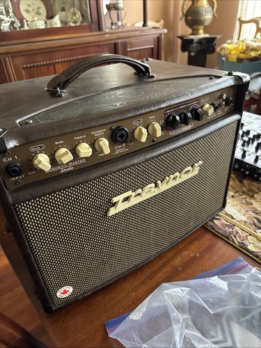 Traynor studio acoustic - traynor,