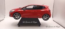 RENAULT CLIO 4 RS Trophy 220 EDC  Rouge - 2016 - OTTOMOBILE - 1/18 Neuf + Boite