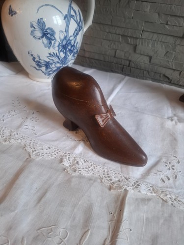 Ancienne grande boite forme