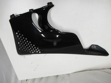 Carénage latéral avant gauche inférieur Honda CBR 900 RR SC28 EZ95