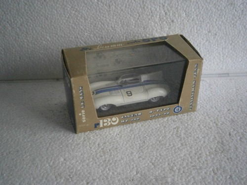 Voiture miniature jaguar - miniature,
