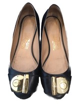 Très Belles Et Authentique