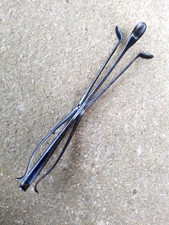 ANCIENNE PINCE TROIS BRANCHES A USAGE INCONNU -INSTRUMENT DE MEDECINE CHIRURGIE-