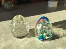 Lot 2 Presse-papier sulfure Oeuf en verre MURANO ???
