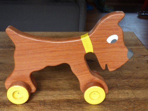 Jouet chien bois pousser - chien, en