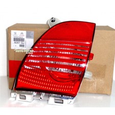 FEU DE RECUL ARRIERE GAUCHE PEUGEOT 308CC 6351GJ ORIGINE Non applicable...