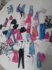 BARBIE COLLECTOR  LOT DRESS FASHIONISTAS 