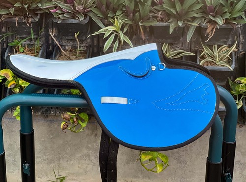 Selle synthétique neuve 5 - selle, de