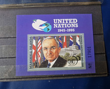 1 bloc iles Marshall **  Voir    photo