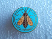 Insigne militaire:413°Régiment de pionniers Butine et Pique BOGNER Original