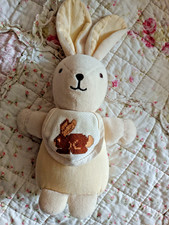Doudou lapin Dmc  écru  bavoir brodé 15cm