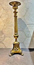 Pied lampe bronze dans - pied, en