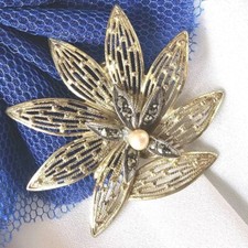 Broche Style Ancien Feuille