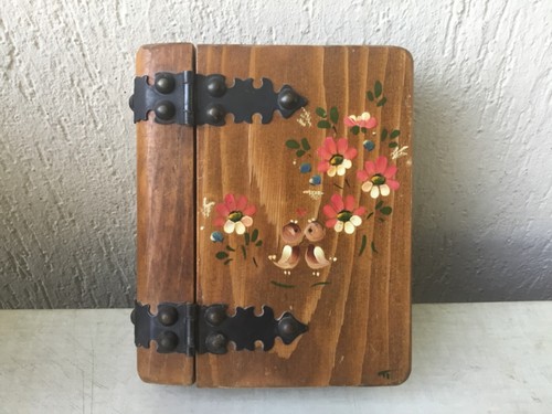 Boite porte clés forme livre