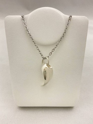 Authentique collier pendentif