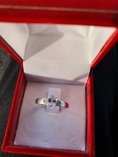 bague or blanc 18k  saphir