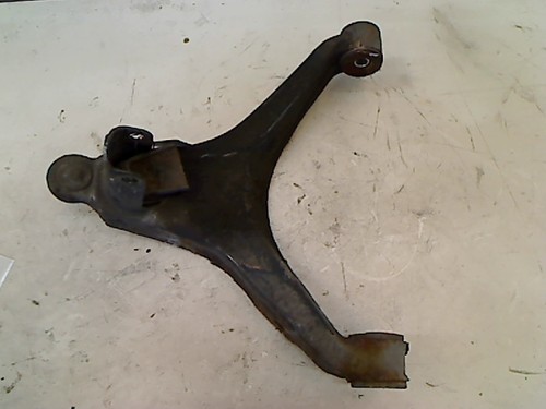 Bras suspension avant droit - bras,