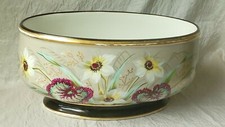 JARDINIERE EN PORCELAINE DE