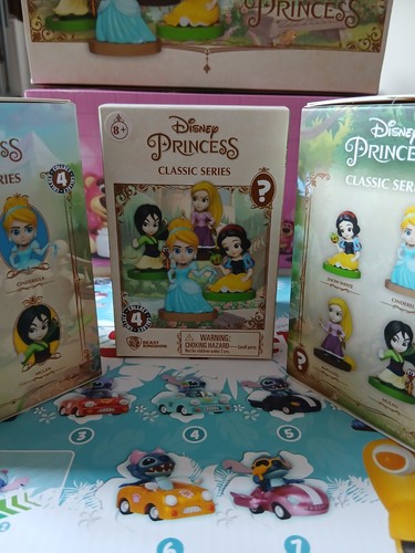 Boite collector mystere disney - boite,