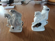 Paire de piques plumes (stylo)