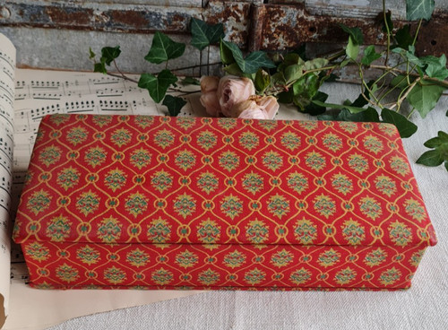 Ancienne boite couture en - a,